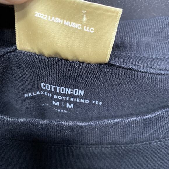 Billie Eilish Black Graphic T-Shirt Anime Relaxed Boyfriend Tee Size Medium. C9 - Picture 5 of 8